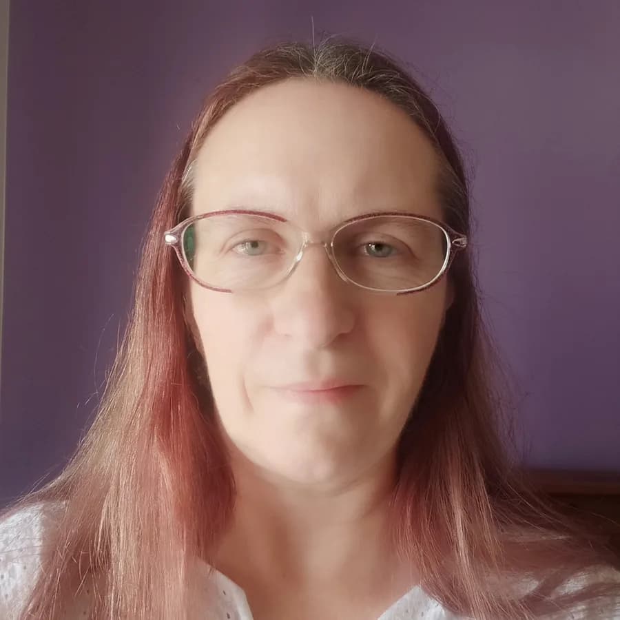 Photo of SarahLewinwitchyvibes